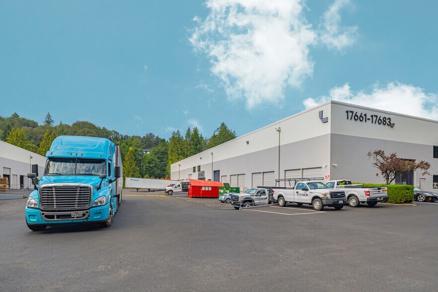 More Photos Of 17661-17683 128th Pl NE, Woodinville Warehouse For Lease