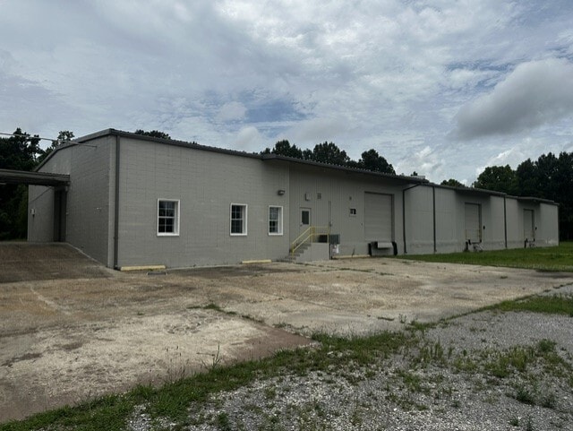 More Photos Of 218 Springfield Rd, Baton Rouge Warehouse For Lease