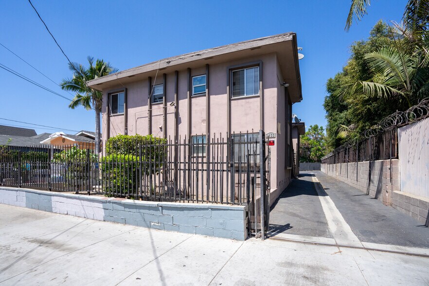 More Photos Of 1433 E 61st St, Los Angeles Apartments For Sale