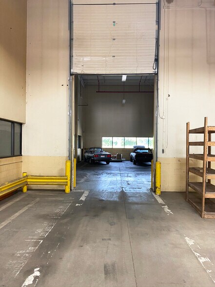 More Photos Of 2001 Courtright Rd, Columbus Warehouse For Lease
