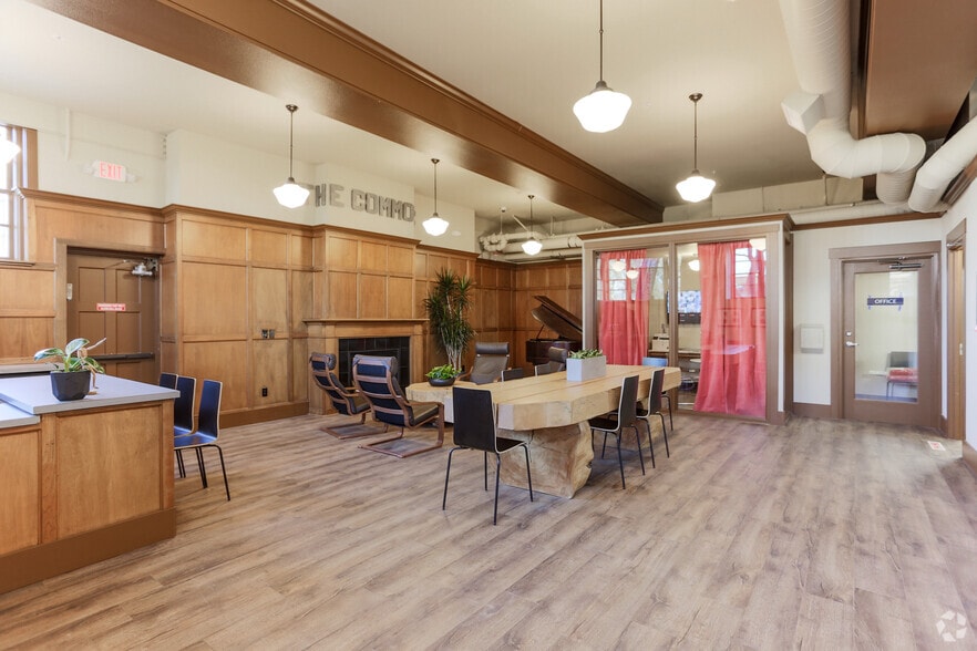 More Photos Of 1020 SE 60th Ave, Portland Apartments For Sale