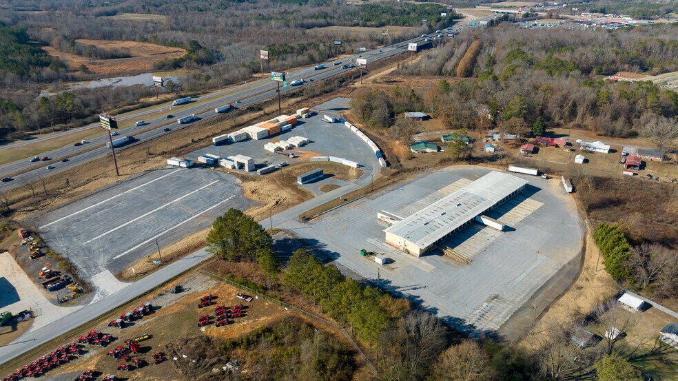 Primary Photo Of 212 Robinson Rd NW, Calhoun Truck Terminal For Lease