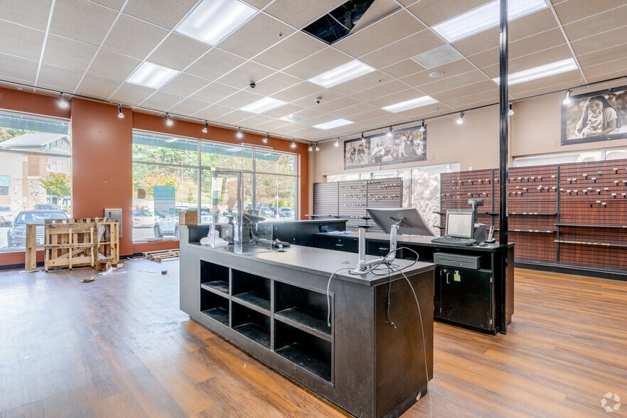 More Photos Of 2510-2520 Quarry Lake Dr, Baltimore Unknown For Lease