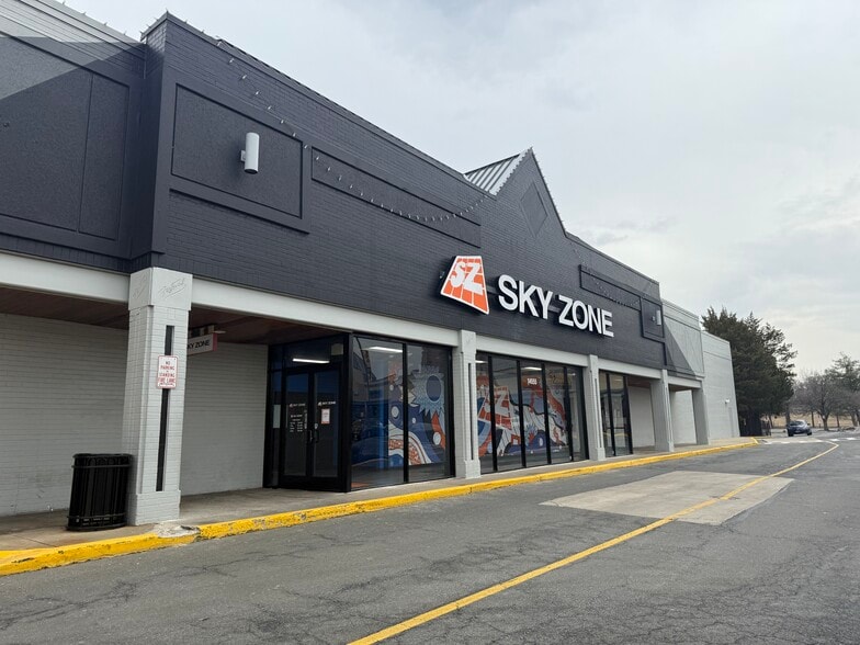 More Photos Of 14500-14651 Potomac Mills Rd, Woodbridge Unknown For Lease