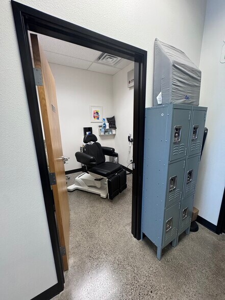 More Photos Of 2612 NE 114th Ave, Vancouver Freestanding For Lease