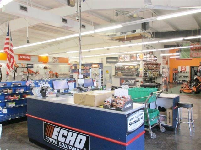 More Photos Of 223 E Judge Perez Dr, Chalmette Storefront For Sale