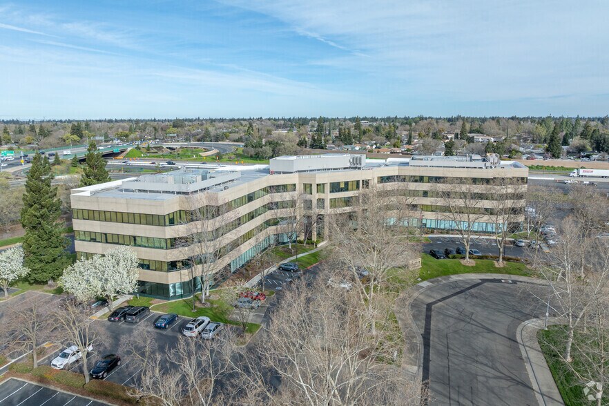 More Photos Of 8880 Cal Center Dr, Sacramento Office For Lease