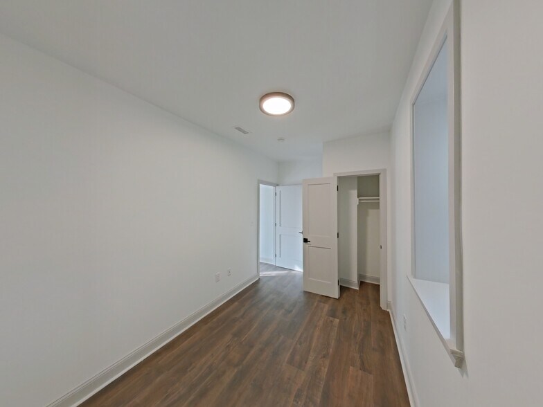 More Photos Of 201 Rochelle Ave, Philadelphia Multifamily For Sale