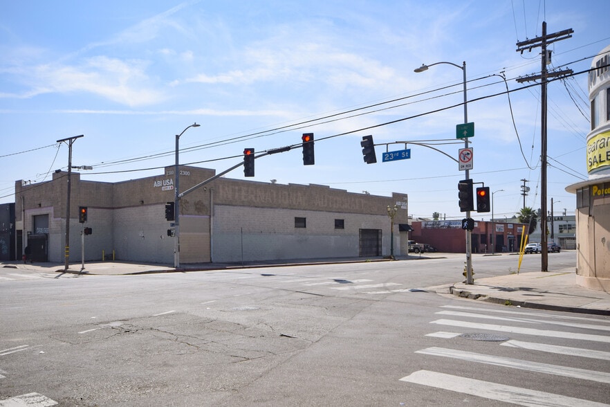 Primary Photo Of 2300 S Hill St, Los Angeles Warehouse For Sale