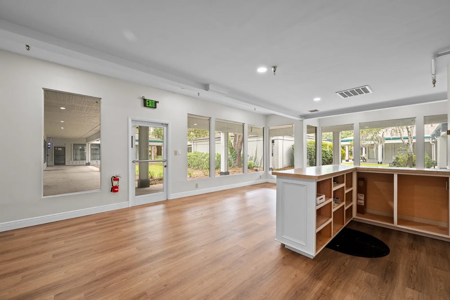 More Photos Of 2441 NW 43rd St, Gainesville General Retail For Sale