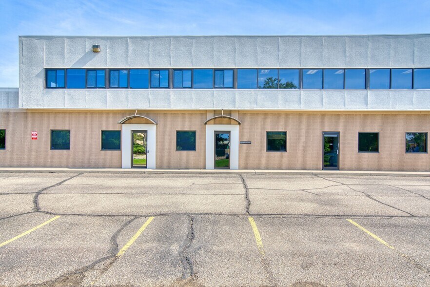 More Photos Of 5455 Spine Rd, Boulder Flex For Lease