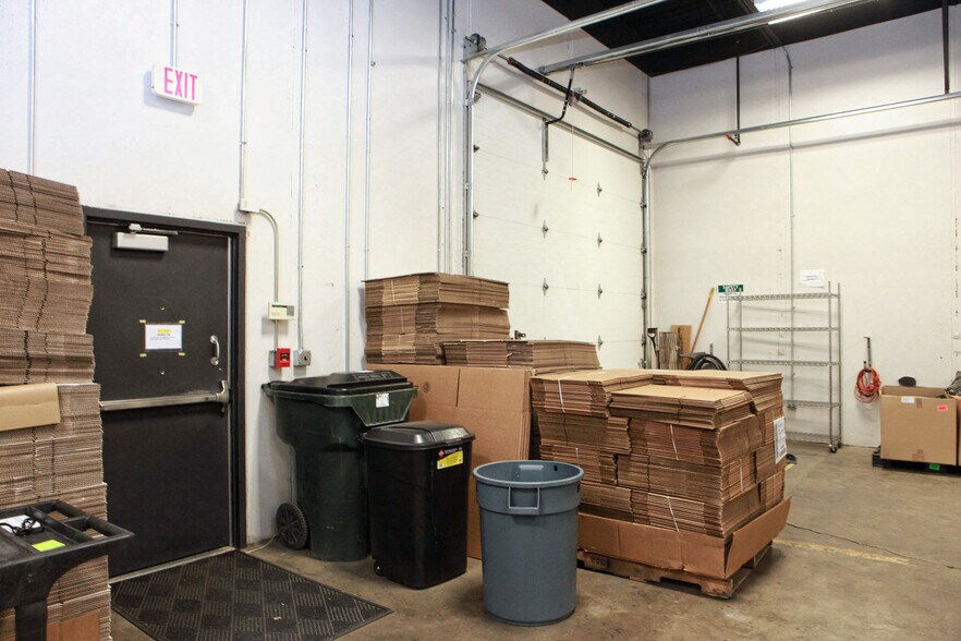 More Photos Of 817 E 4th St, Tulsa Showroom For Sale