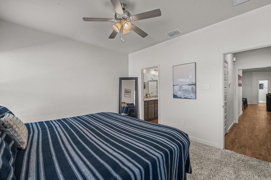 More Photos Of 2602 135th St, Lubbock Apartments For Sale