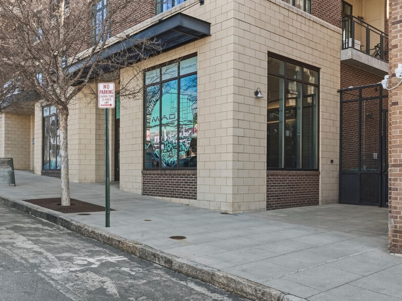 More Photos Of 150 Coxe Ave, Asheville Apartments For Lease