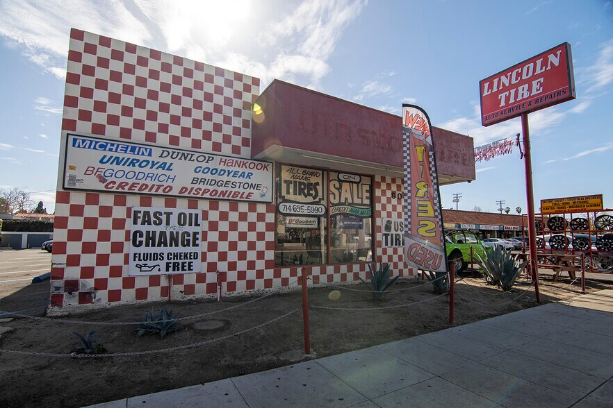 More Photos Of 808 W Lincoln Ave, Anaheim Auto Repair For Sale
