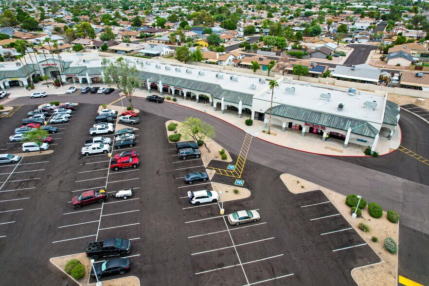 More Photos Of 5930 W Greenway Rd, Glendale Unknown For Lease