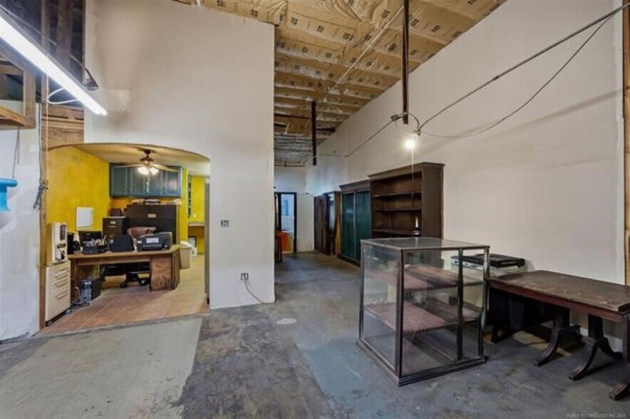 More Photos Of 108 W Main St, Hominy Storefront Retail Office For Sale