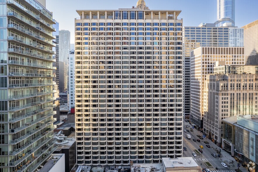 More Photos Of 535-541 N Michigan Ave, Chicago Apartments For Lease