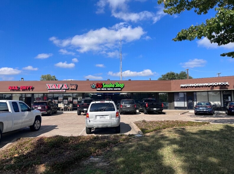 More Photos Of 4004 Little Rd, Arlington Unknown For Lease