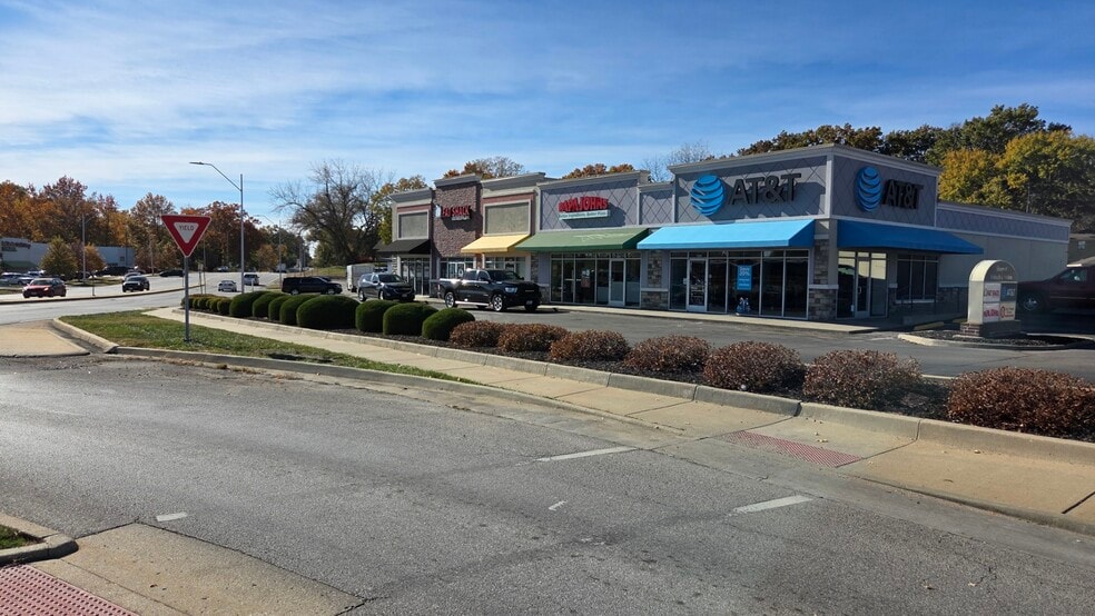 More Photos Of 2510 NE Vivion Rd, Kansas City Unknown For Lease