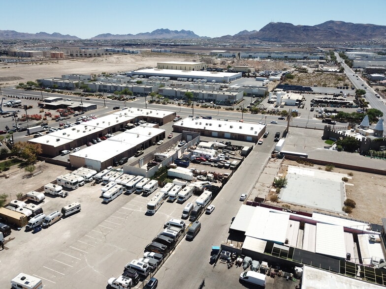 More Photos Of 600 W Sunset Rd, Henderson Industrial For Sale