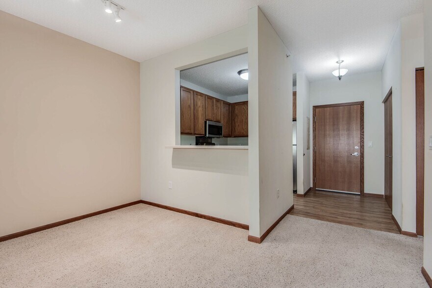 More Photos Of 4540 Snelling Ave, Minneapolis Apartments For Lease