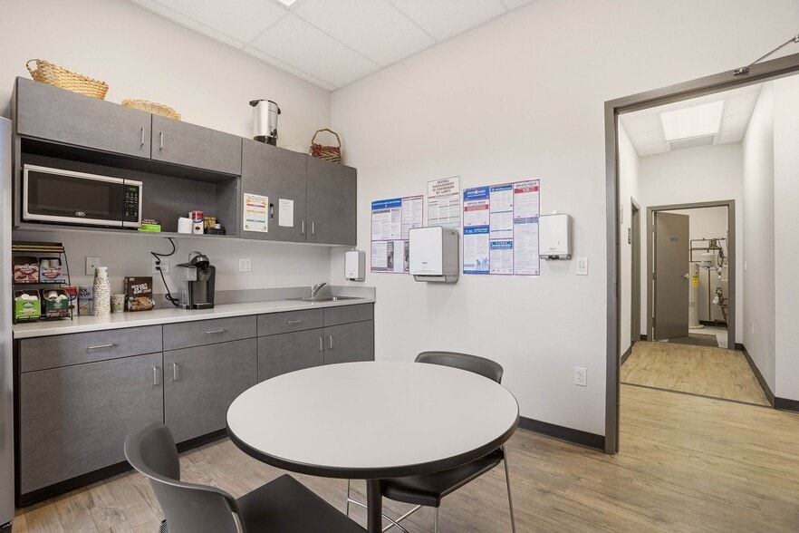 More Photos Of 514 S Washington St, Spokane Medical For Sale
