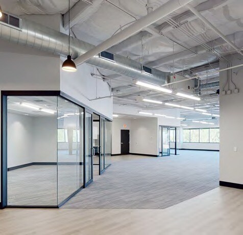 More Photos Of 15150 N Hayden Rd, Scottsdale Office For Sale