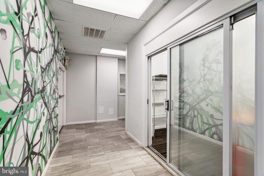 More Photos Of 813-817 N 5th St, Philadelphia Apartments For Lease