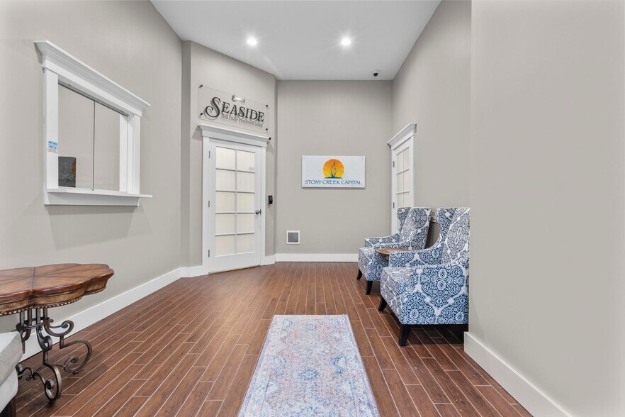 More Photos Of 698 Main St, Branford Office For Sale