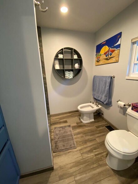 Primary Photo Of 8272 Lambert Dr, Huntington Beach Specialty For Lease