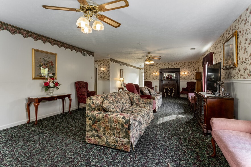 More Photos Of 8 Rainbow Ln, Waynesboro Assisted Living For Sale
