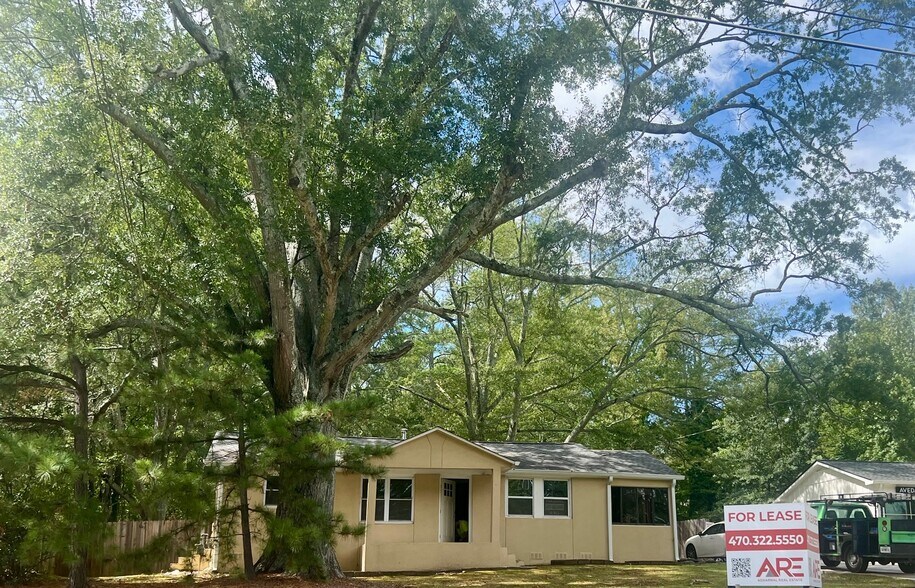 More Photos Of 410 N Main St, Alpharetta Office For Lease