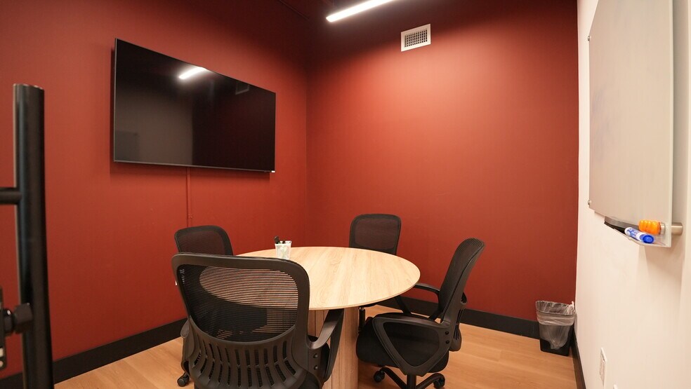 More Photos Of 1100 Brickell Bay Dr, Miami Coworking Space