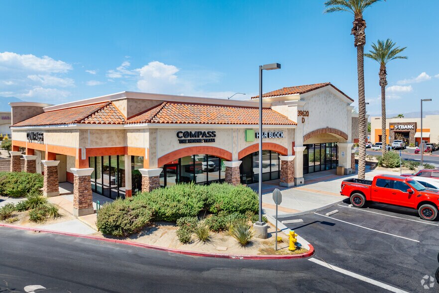 More Photos Of 78206 Varner Rd, Palm Desert Unknown For Lease