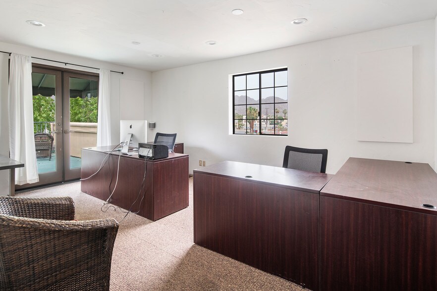 More Photos Of 51370 Avenida Bermudas, La Quinta Office Residential For Sale