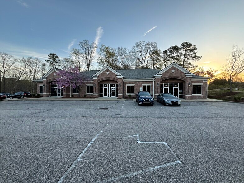 More Photos Of 10520 Ligon Mill Rd, Wake Forest Office For Sale