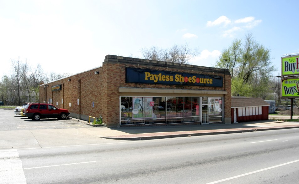 More Photos Of 11115 E Truman Rd, Independence General Retail For Sale