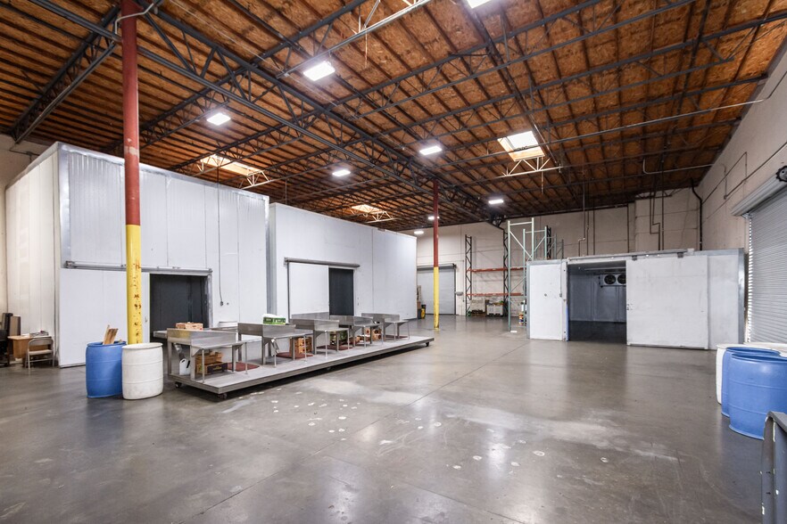 More Photos Of 1266 Dupont Ct, Manteca Warehouse For Sale