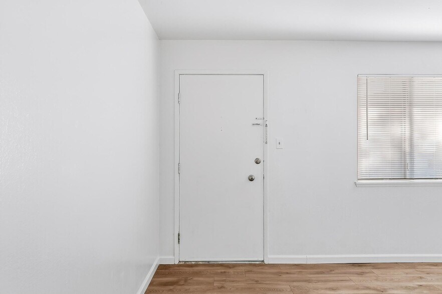 More Photos Of 1143 43rd Ave, Sacramento Apartments For Sale