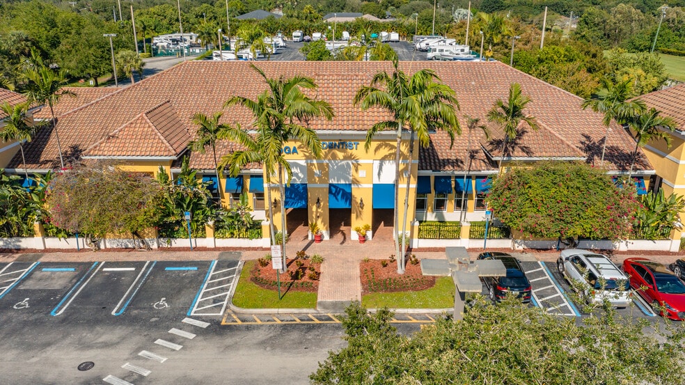More Photos Of 5900 N Hiatus Rd, Cooper City Medical For Lease