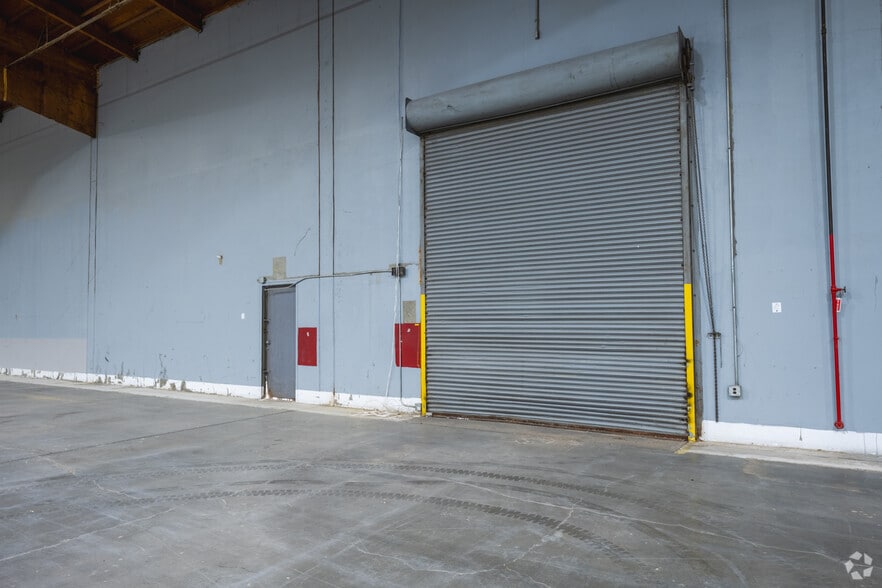 More Photos Of 1195 N Gertrude Ave, Stockton Warehouse For Sale
