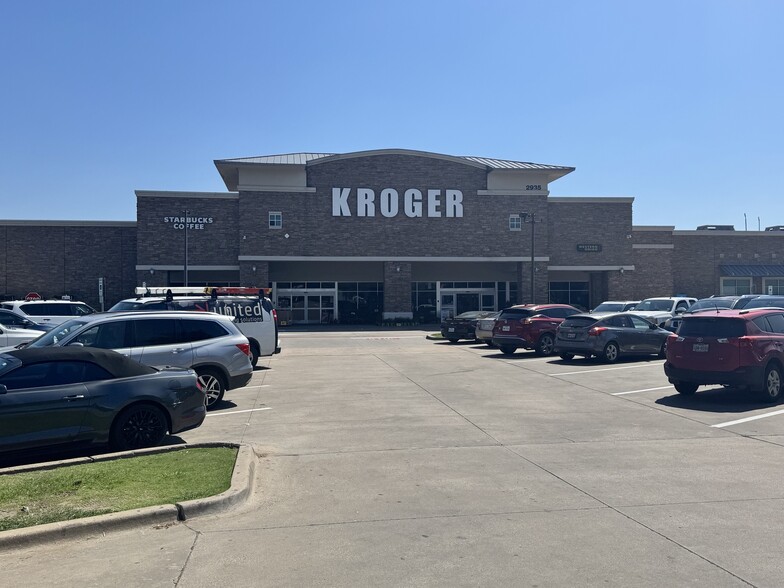 Primary Photo Of 2927-2951 Ridge Rd, Rockwall Unknown For Lease