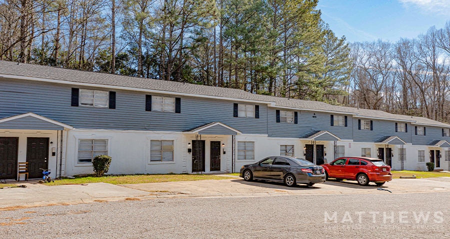 More Photos Of 4053 Log Cabin Dr, Macon-Bibb Apartments For Sale