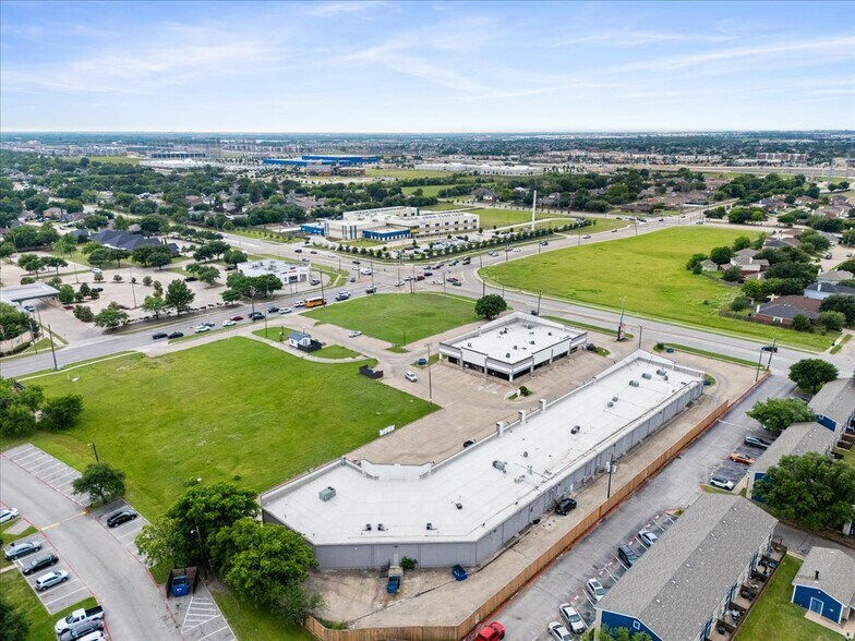 More Photos Of 3005-3007 S Carrier Pky, Grand Prairie Unknown For Lease