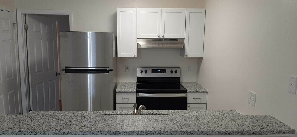 More Photos Of 217 & 219 8th St SW, Decatur Apartments For Sale