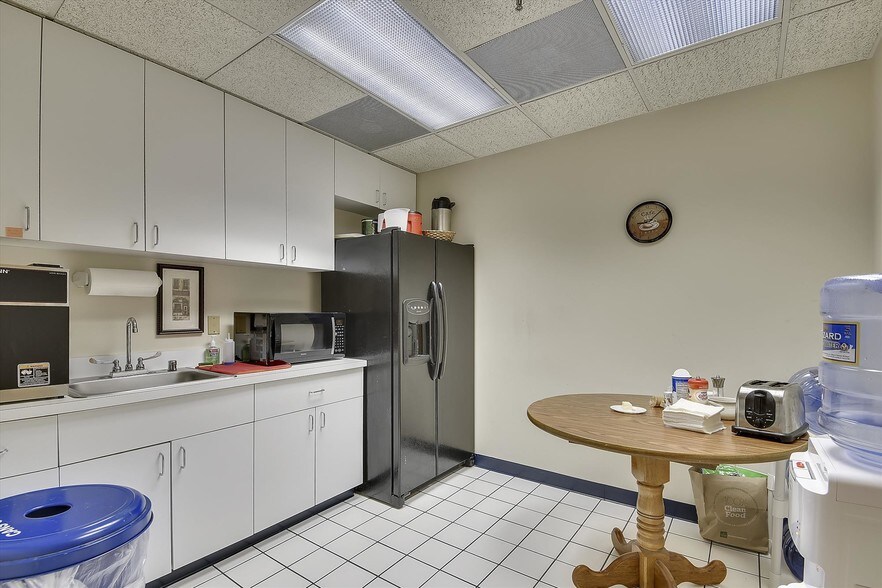 More Photos Of 77 S Washington St, Rockville Medical For Sale