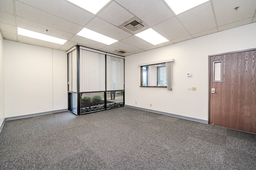 More Photos Of 4565 Firestone Blvd, South Gate Unknown For Lease