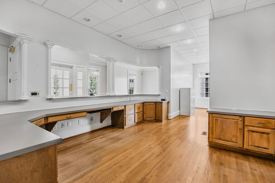 More Photos Of 3829 Cleghorn Ave, Nashville Medical For Sale