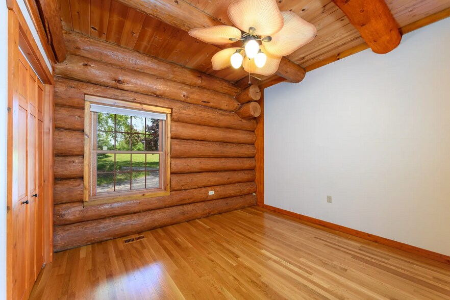 More Photos Of 4418 Richmond Rd, Ringwood Office For Sale